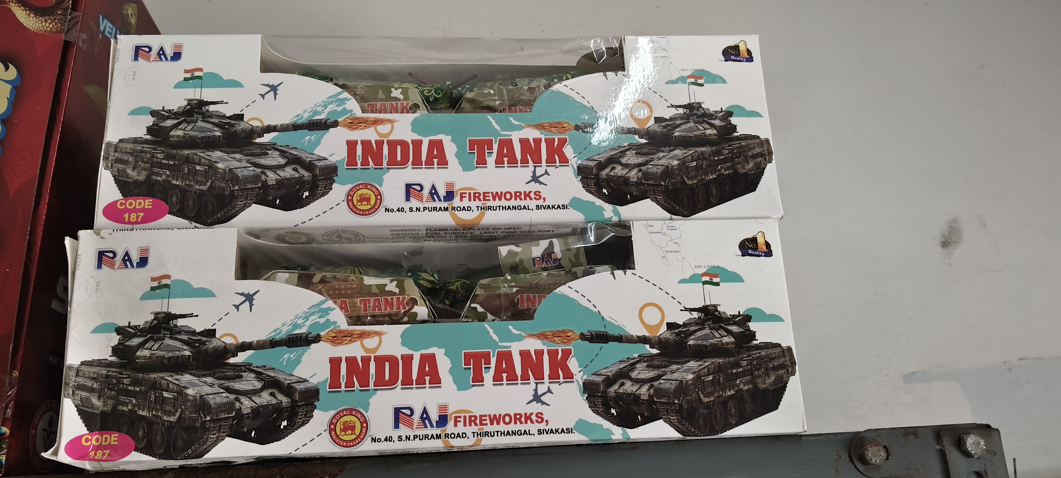 INDIAN TANK crackers — Tiruchendur Murugan Vedi Kadai