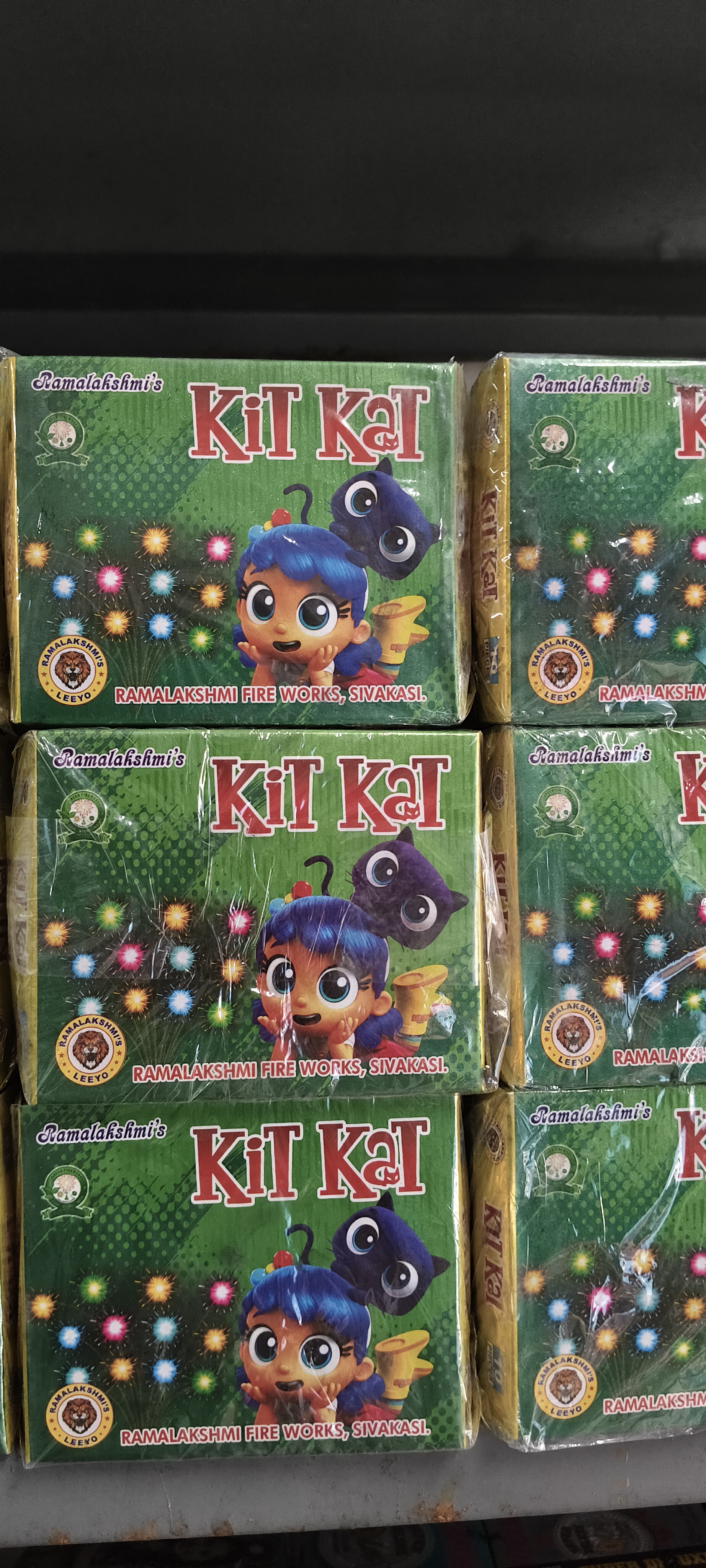 KIT KAT crackers — Tiruchendur Murugan Vedi Kadai